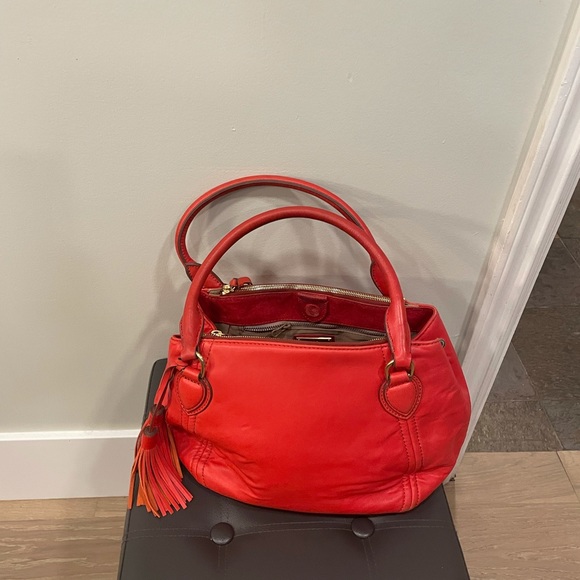Red leather handbag - Picture 2 of 3